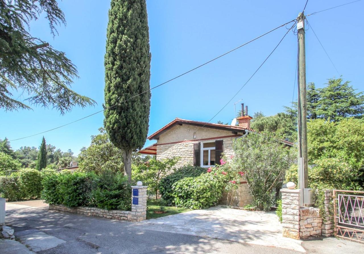 Carla Guest House Novigrad  Exterior photo