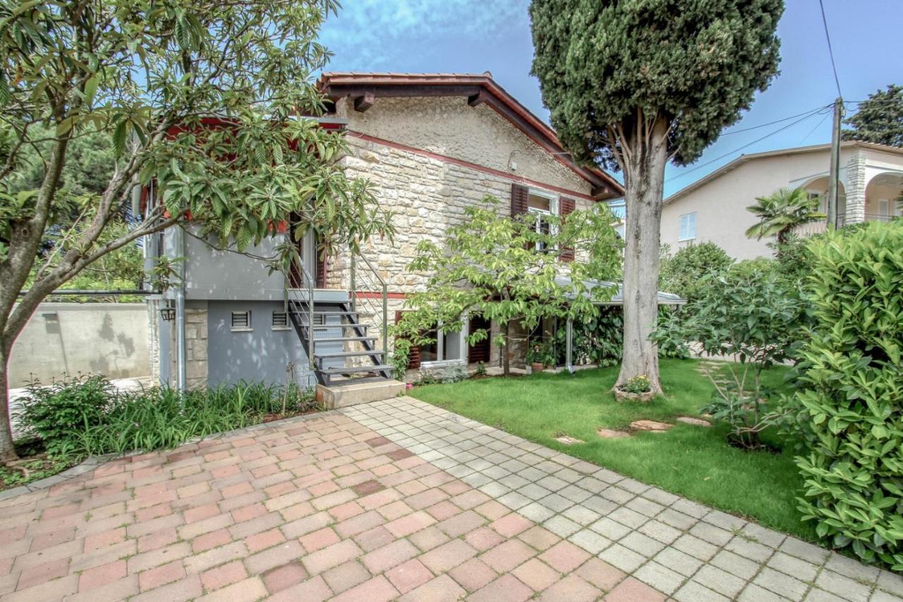 Carla Guest House Novigrad  Exterior photo