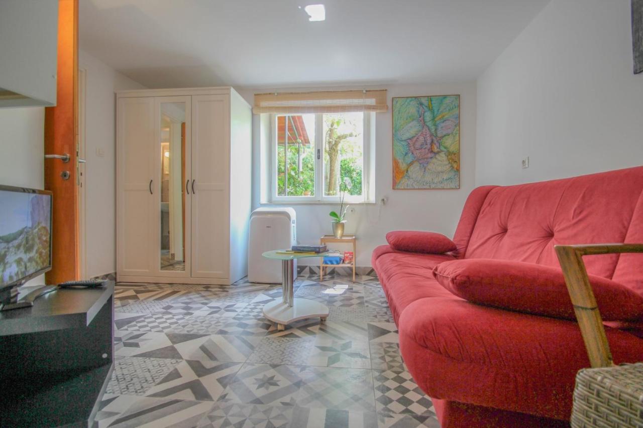 Carla Guest House Novigrad  Exterior photo