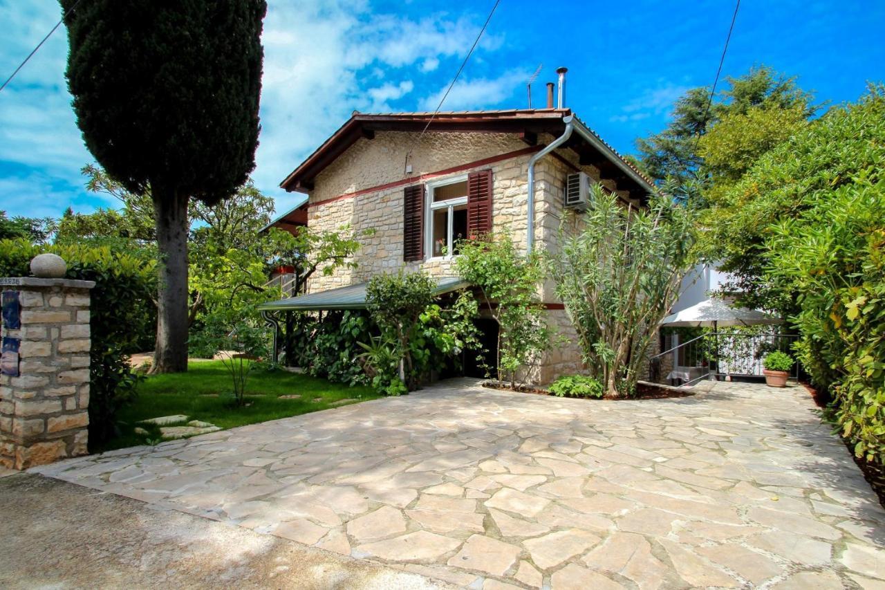Carla Guest House Novigrad  Exterior photo
