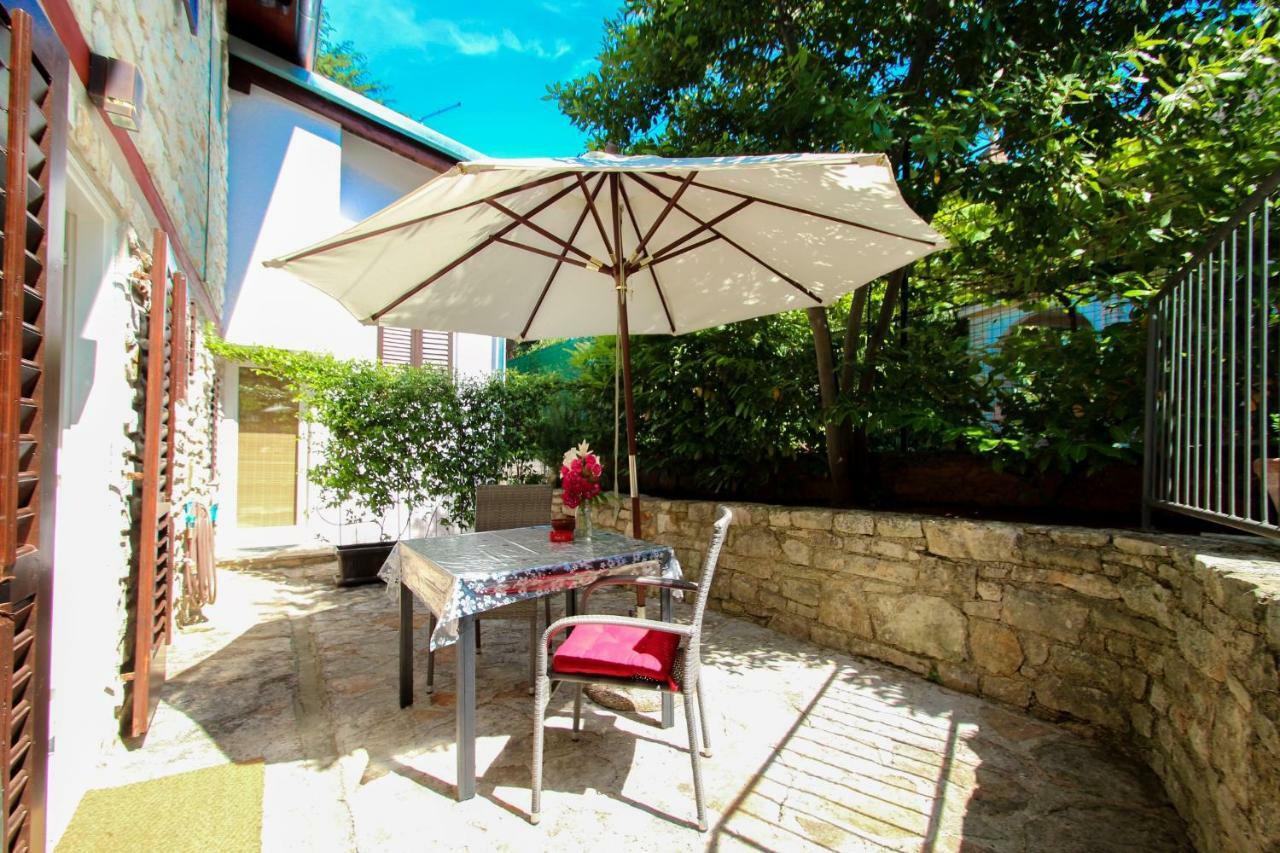 Carla Guest House Novigrad  Exterior photo
