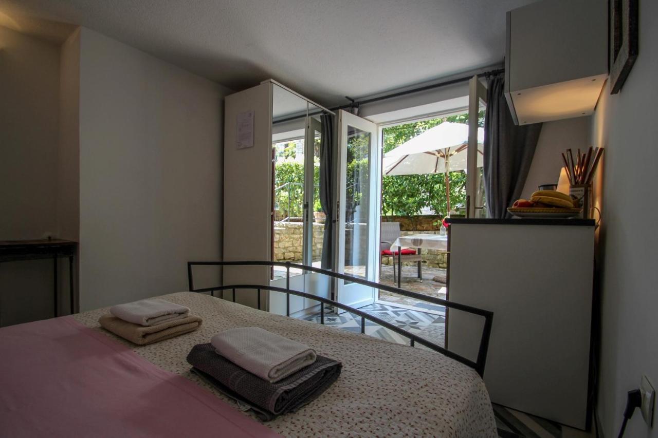 Carla Guest House Novigrad  Exterior photo