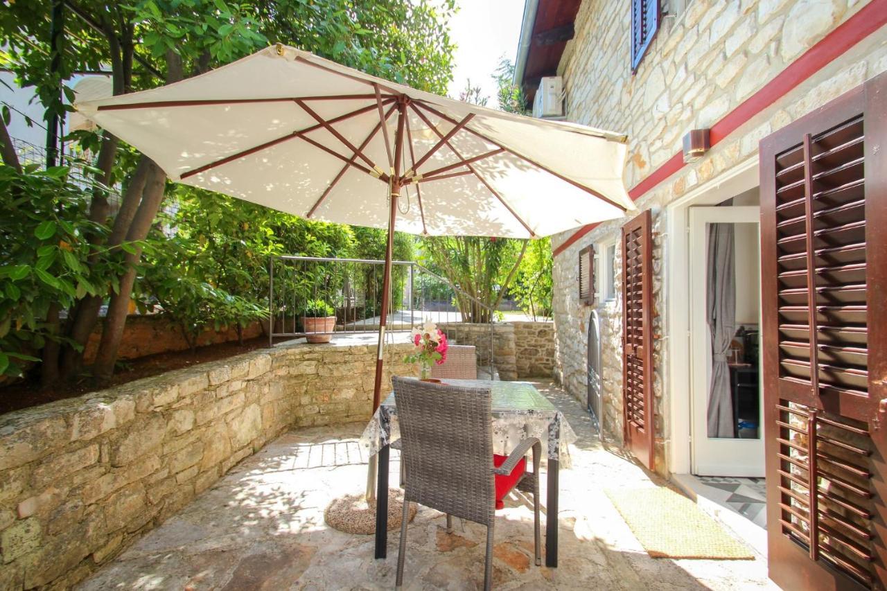Carla Guest House Novigrad  Exterior photo